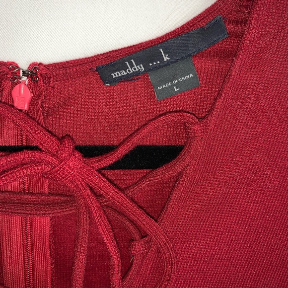 Maddy k...Red criss cross shirt L - Picture 4 of 5